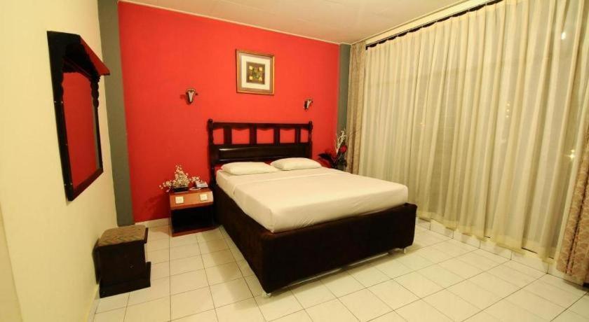 Hotel Benteng Bukittinggi Bagian luar foto