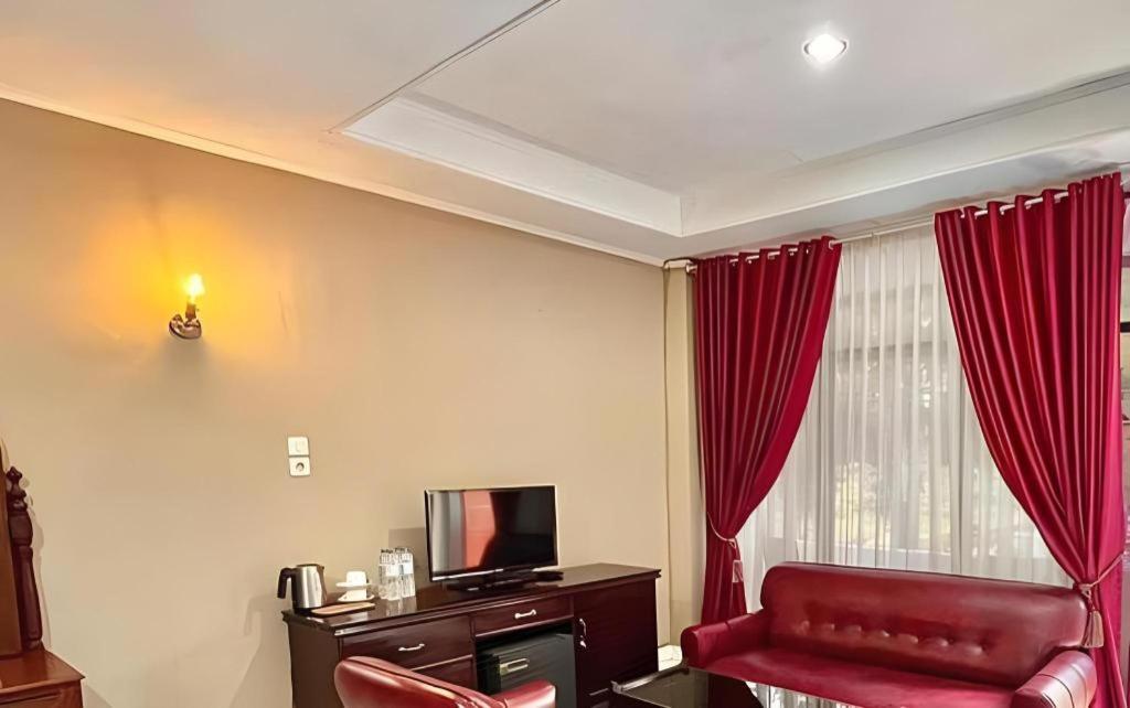 Hotel Benteng Bukittinggi Bagian luar foto